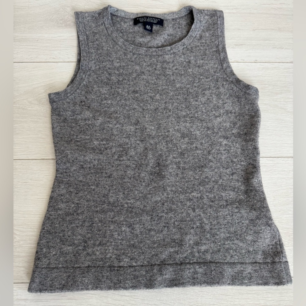 Banana Republic Sleeveless Top Grey Italian Yarn Wool Blend Women’s Small